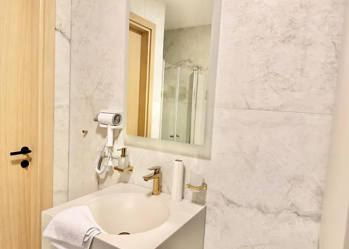 Апартаменты Luxury Rooftop Legrand *
