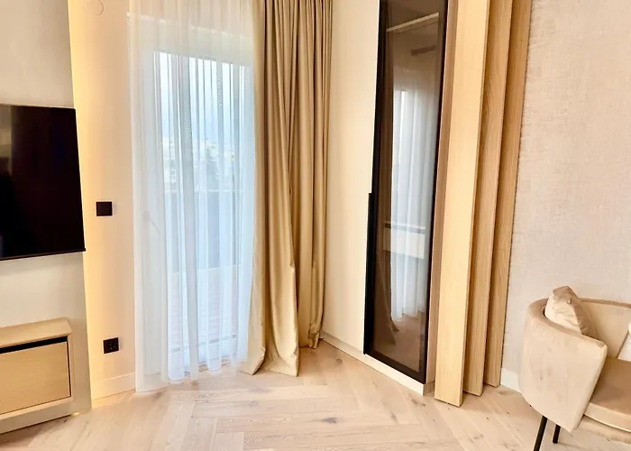 Апартаменты Luxury Rooftop Legrand *
