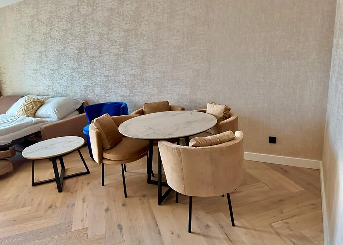 Luxury Rooftop Legrand Апартаменты *
