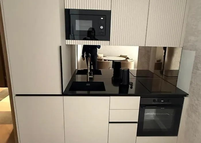 Luxury Rooftop Legrand Апартаменты
